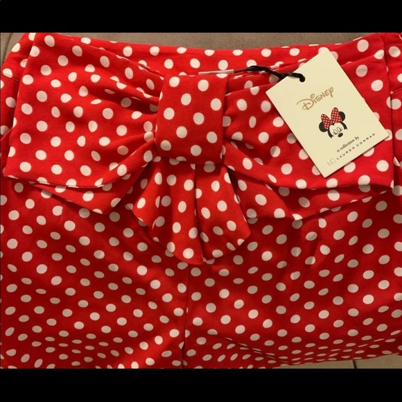Lauren Conrad Minnie Mouse Outfit - Picture 6 of 6